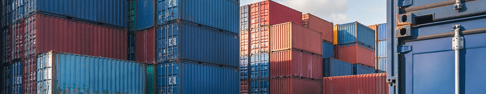Vente de conteneurs maritimes – Neufs ou d’occasion, livrés en France & Europe